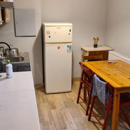 Urocze Apartamenty Na Wsi Goledzinow Kültér fotó