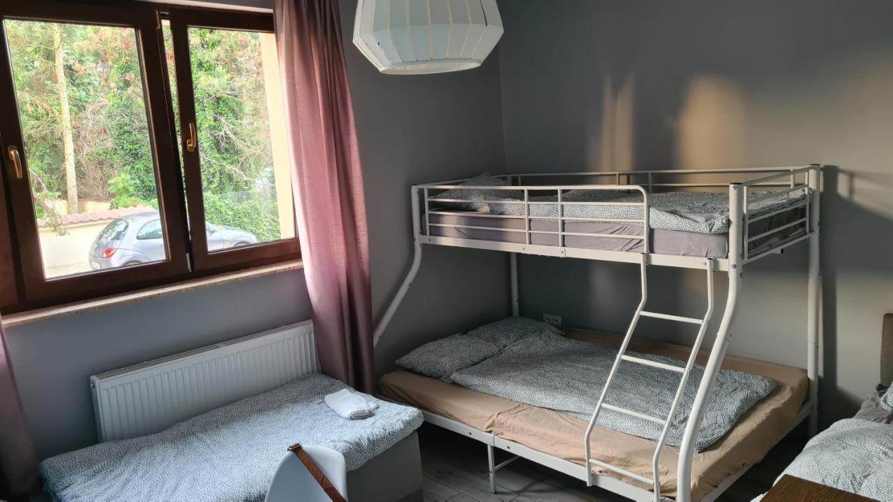 Urocze Apartamenty Na Wsi Goledzinow Kültér fotó