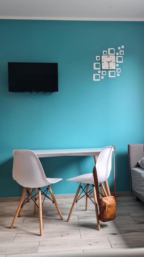 Urocze Apartamenty Na Wsi Goledzinow Kültér fotó